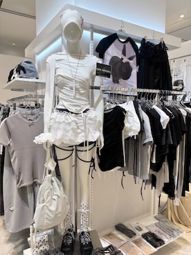 「CRANK（クランク）のアイテム」を使った、Never mind the XU / Chikashitsu+さん（レディース・162cm）の冬コーディネート