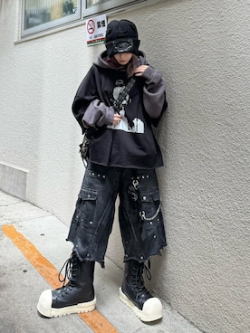 「アイテム（キーホルダー）」を使った、Never mind the XU / Chikashitsu+さん（レディース・150cm）の秋コーディネート