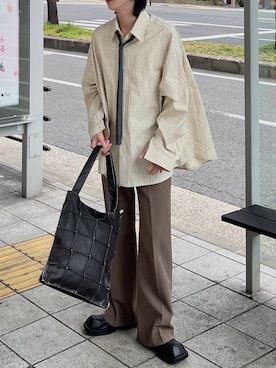 「Chikashitsu +（チカシツプラス）のアイテム（バッグ）」を使った、Never mind the XU / Chikashitsu+さん（メンズ・174cm）の春コーディネート