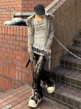 「Cest Nous（セヌー）のアイテム」を使った、Never mind the XU / Chikashitsu+さん（レディース・159cm）の冬コーディネート