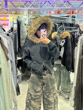 「アイテム（パーカー）」を使った、Never mind the XU / Chikashitsu+さん（レディース・160cm）の秋コーディネート