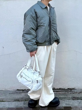 「アイテム（スリッポン）」を使った、Never mind the XU / Chikashitsu+さん（メンズ・174cm）の冬コーディネート