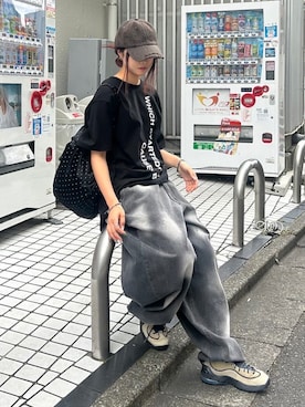 「Chikashitsu +（チカシツプラス）のアイテム（デニムパンツ）」を使った、Never mind the XU / Chikashitsu+さん（レディース・165cm）の秋コーディネート