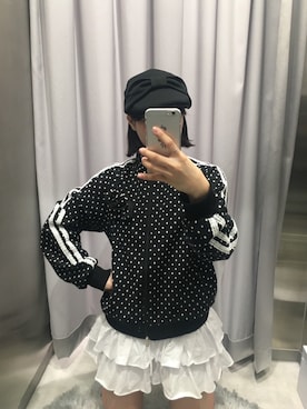 「アイテム（ジャージ）」を使った、Never mind the XU / Chikashitsu+さん（レディース・158cm）の冬コーディネート