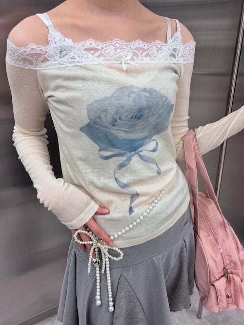 tシャツ 「nmtc+」rose off-shoulder long sleeve T レディース tシャツ 「nmtc +」rose off-shoulder long sleeve T レディース