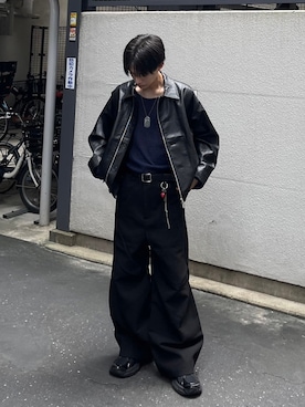 「Chikashitsu +（チカシツプラス）のアイテム（スラックス）」を使った、Never mind the XU / Chikashitsu+さん（メンズ・171cm）の秋コーディネート