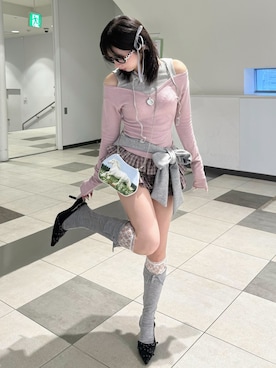 「Never mind the XU / Chikashitsu+（ネバーマインド ザ エックスユー / チカシツプラス）の【Nerd out XU】collar knee socks / 【ナードアウトエックスユー】カラーニーソックス <着用動画あり>（ソックス/靴下、グレー系）」を使った、Never mind the XU / Chikashitsu+さん（レディース・157cm）の春コーディネート