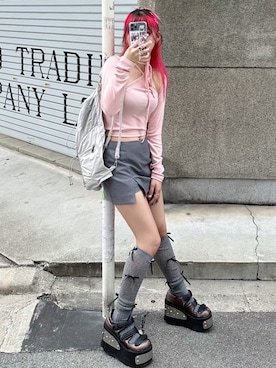 「UGLY SHADOW（アグリーシャドウ）のアイテム」を使った、Never mind the XU / Chikashitsu+さん（レディース・153cm）の春コーディネート