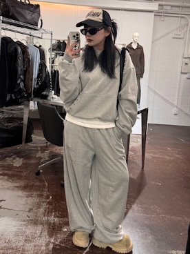 「Chikashitsu +（チカシツプラス）の【Chikashitsu +】studs design overfit hoodie / 【チカシツプラス】スタッズオーバーサイズパーカー（パーカー、グレー系）」を使った、Never mind the XU / Chikashitsu+さん（メンズ・167cm）の春コーディネート