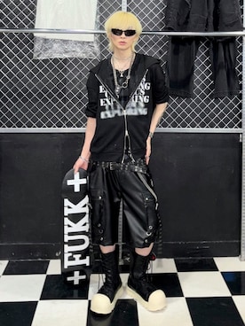「アイテム（パーカー）」を使った、Never mind the XU / Chikashitsu+さん（メンズ・180cm）の夏コーディネート