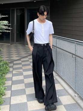 「Chikashitsu +（チカシツプラス）のアイテム（Tシャツ/カットソー）」を使った、Never mind the XU / Chikashitsu+さん（メンズ・180cm）の夏コーディネート