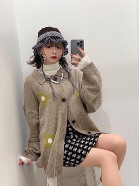 「Never mind the XU / Chikashitsu+（ネバーマインド ザ エックスユー / チカシツプラス）のアイテム（ネックレス）」を使った、Never mind the XU / Chikashitsu+さん（レディース・150cm）の春コーディネート