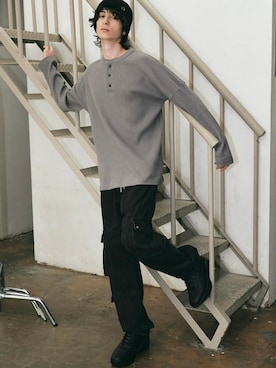 「REON STUDIO（レオンスタジオ）のアイテム（パンツ）」を使った、Never mind the XU / Chikashitsu+さん（メンズ・179cm）の秋コーディネート