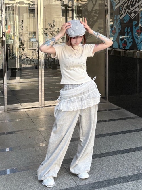 [FANCY CLUB] FRILL LACE BUTTON SWEATPANTS★韓国★関税込み★ セール】【FANCY CLUB】FRILL LACE BUTTON SWEATPANTS