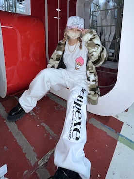 「SETUPEXE（セットアップイーエックスイー）のアイテム（パンツ）」を使った、Never mind the XU / Chikashitsu+さん（レディース・151cm）の冬コーディネート