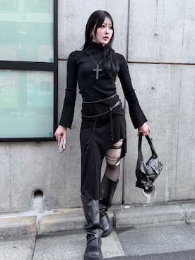 「Never mind the XU / Chikashitsu+（ネバーマインド ザ エックスユー / チカシツプラス）の【Nerd out XU】jujika  / 【ナードアウトエックスユー】クロスチェーンネックレスシルバーネックレス（ネックレス、ブラック系）」を使った、Never mind the XU / Chikashitsu+さん（メンズ・167cm）の春コーディネート