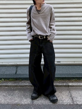 「Chikashitsu +（チカシツプラス）の【Chikashitsu +】velour zip henry long sleeve / 【チカシツプラス】ベロアジップヘンリーネック長袖Ｔシャツ<着用動画あり>（Tシャツ/カットソー、グレー系）」を使った、Never mind the XU / Chikashitsu+さん（レディース・157cm）の春コーディネート