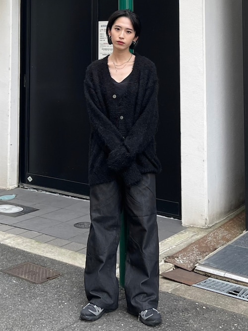 Chikashitsu +】bookle hairly cardigan / 【チカシツプラス】バックル