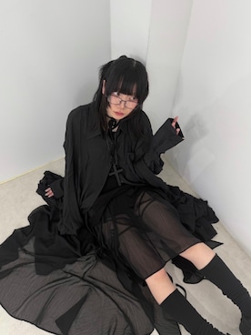 「Never mind the XU / Chikashitsu+（ネバーマインド ザ エックスユー / チカシツプラス）のアイテム（ネックレス）」を使った、Never mind the XU / Chikashitsu+さん（レディース・150cm）の秋コーディネート