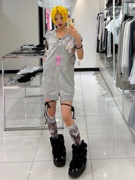 「Never mind the XU（ネバーマインドザエックスユー）の【Never mind the XU】cross fortune necklace / 【ネバーマインド ザ エックスユー】クロスチェーンネックレス（ネックレス、ピンク系）」を使った、Never mind the XU / Chikashitsu+さん（メンズ・170cm）の夏コーディネート