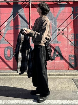 「Chikashitsu +（チカシツプラス）のアイテム（スウェット）」を使った、Never mind the XU / Chikashitsu+さん（メンズ・182cm）の冬コーディネート