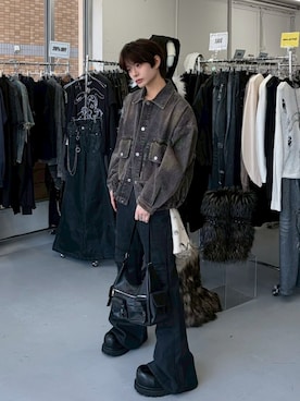 「DIG YOUR OWN GRAVE（ディグユアオウングレイブ）の【DIG YOUR OWN GRAVE】Washed Denim Jacket / 【ディグユアオウングレイブ】ウォシュデニムジャケット（デニムジャケット、ブラウン系）」を使った、Never mind the XU / Chikashitsu+さん（メンズ・167cm）の春コーディネート