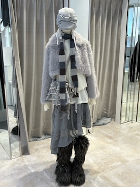 「UGLY SHADOW（アグリーシャドウ）のアイテム」を使った、Never mind the XU / Chikashitsu+さん（レディース・160cm）の冬コーディネート