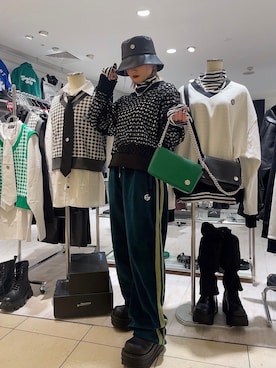 「BASIC COTTON（ベーシックコットン）のアイテム」を使った、Never mind the XU / Chikashitsu+さん（レディース・154cm）の冬コーディネート