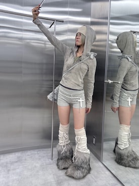 「Never mind the XU / Chikashitsu+（ネバーマインド ザ エックスユー / チカシツプラス）のアイテム」を使った、Never mind the XU / Chikashitsu+さん（レディース・160cm）の秋コーディネート