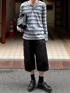 「Chikashitsu +（チカシツプラス）の【Chikashitsu +】multi border henley long tee / 【チカシツプラス】マルチボーダーヘンリー長袖Tシャツ＜着用動画あり＞（Tシャツ/カットソー、ブルー系）」を使った、Never mind the XU / Chikashitsu+さん（レディース・150cm）の夏コーディネート