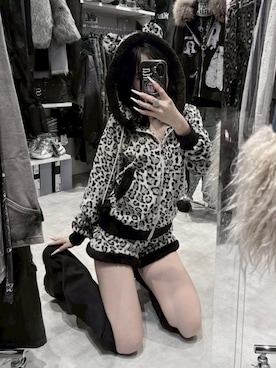 「アイテム（パーカー）」を使った、Never mind the XU / Chikashitsu+さん（レディース・153cm）の秋コーディネート