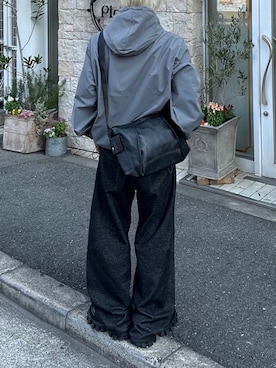 「Chikashitsu +（チカシツプラス）のアイテム（バッグ）」を使った、Never mind the XU / Chikashitsu+さん（メンズ・170cm）の冬コーディネート
