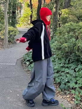 「Chikashitsu +（チカシツプラス）のアイテム（カーゴパンツ）」を使った、Never mind the XU / Chikashitsu+さん（レディース・161cm）の冬コーディネート