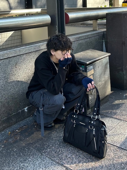 IUGAMAKARAS ■ Studded Nylon Shoulder Bag ショルダーバッグ IUGAMAKARAS】Studded Nylon Shoulder Bag | OUR BRAND