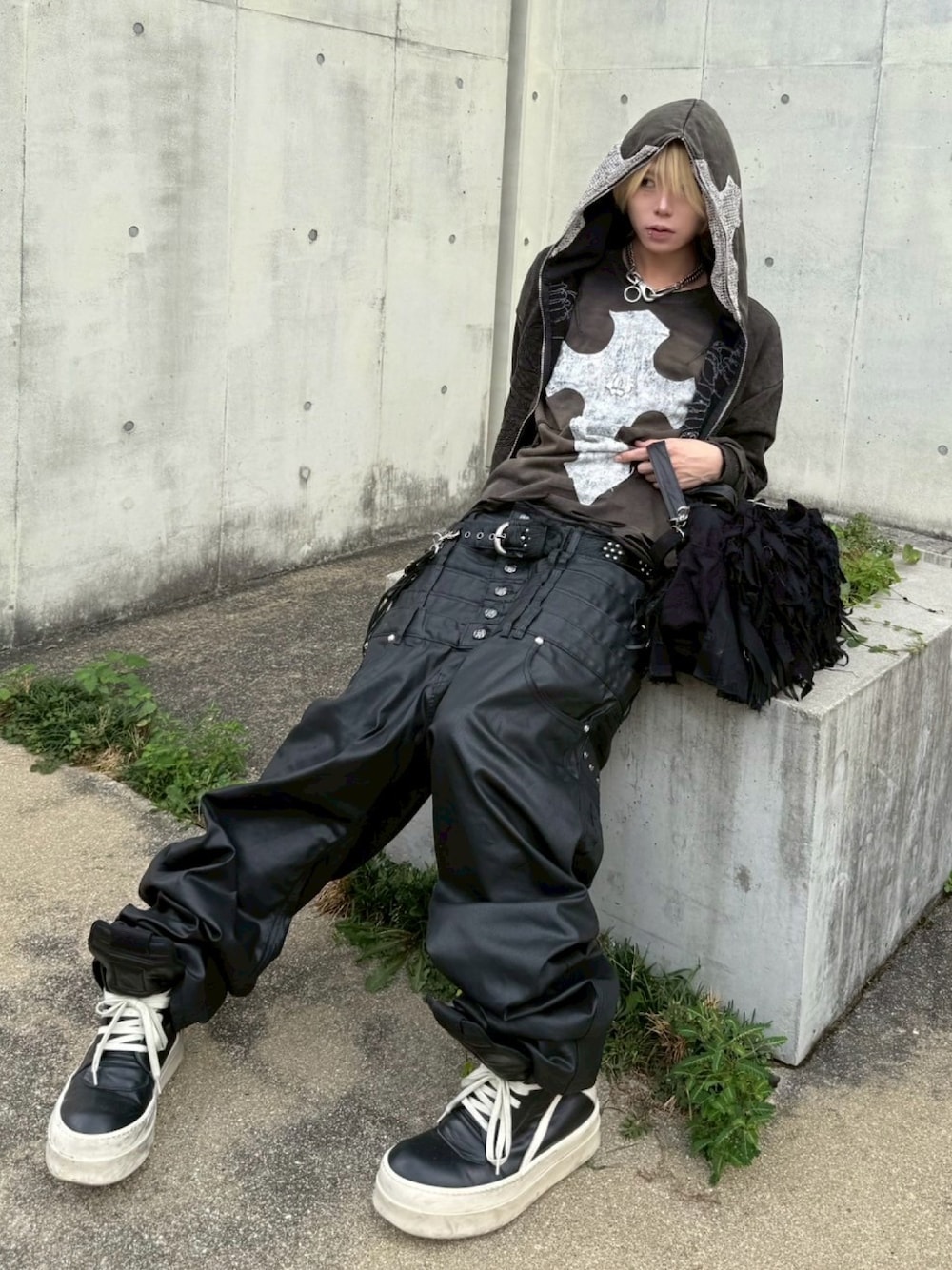 UNIZ】8 Backs J-Cut Pants / 【ユニズ】ダーティーライクレイヤード 