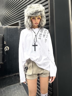 「Never mind the XU（ネバーマインドザエックスユー）の【Never mind the XU】waffle henley long sleeve / 【ネバーマインド ザ エックスユー】ワッフルヘンリー長袖Tシャツ（Tシャツ/カットソー、ホワイト系）」を使った、Never mind the XU / Chikashitsu+さん（メンズ・167cm）の春コーディネート