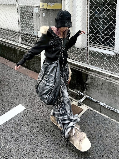 セール】【haveyoudiedbefore?】Subjugal Leather xBody Bag / 【ハブ