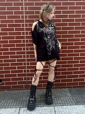「ミニスカート」｜「アイテム（Tシャツ/カットソー、ブラック系）」を使った、Never mind the XU / Chikashitsu+さん（レディース・148cm）の夏コーディネート