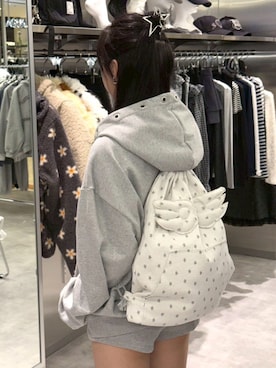 「EVERYTHINGS（エブリシングス）のアイテム」を使った、Never mind the XU / Chikashitsu+さん（レディース・153cm）の冬コーディネート