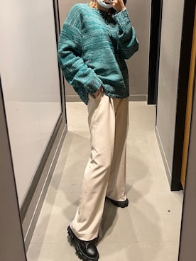 「Chikashitsu +（チカシツプラス）のアイテム（スラックス）」を使った、Never mind the XU / Chikashitsu+さん（レディース・168cm）の冬コーディネート