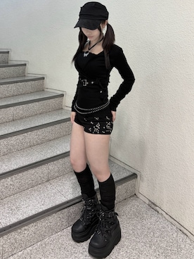 「Never mind the XU / Chikashitsu+（ネバーマインド ザ エックスユー / チカシツプラス）の【bonienkiye】Drape Strap Cap / 【ボニエンキエ】ドレープストラップキャップ（キャップ、ブラック系）」を使った、Never mind the XU / Chikashitsu+さん（レディース・150cm）の秋コーディネート