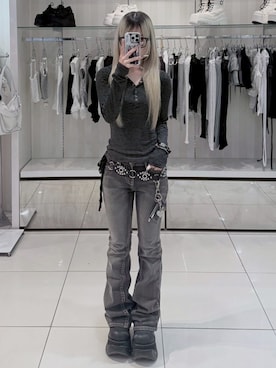 「Never mind the XU / Chikashitsu+（ネバーマインド ザ エックスユー / チカシツプラス）の【nmtc+】border tight hoodie / 【エヌエムティーシープラス】ボーダータイトフーディフード付き長袖Ｔシャツ（Tシャツ/カットソー、ブラック系）」を使った、Never mind the XU / Chikashitsu+さん（メンズ・170cm）の夏コーディネート