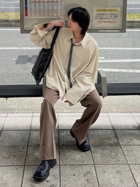 「Chikashitsu +（チカシツプラス）のアイテム（バッグ）」を使った、Never mind the XU / Chikashitsu+さん（メンズ・174cm）の春コーディネート