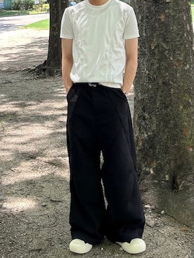 「Chikashitsu +（チカシツプラス）のアイテム（スラックス）」を使った、Never mind the XU / Chikashitsu+さん（メンズ・182cm）の夏コーディネート