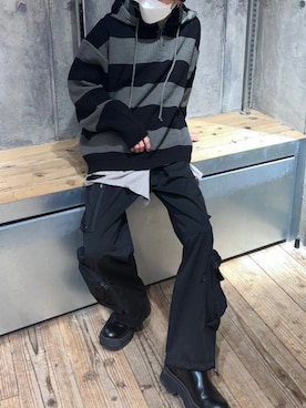 「Chikashitsu +（チカシツプラス）のアイテム（カーゴパンツ）」を使った、Never mind the XU / Chikashitsu+さん（メンズ・173cm）の春コーディネート