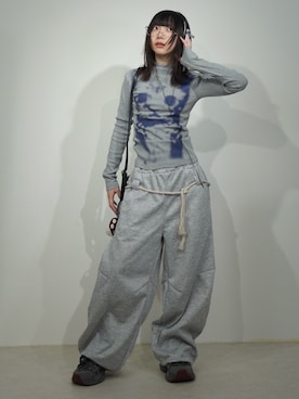 「アイテム（スウェットパンツ）」を使った、Never mind the XU / Chikashitsu+さん（骨格ウェーブ・レディース・150cm）の秋コーディネート