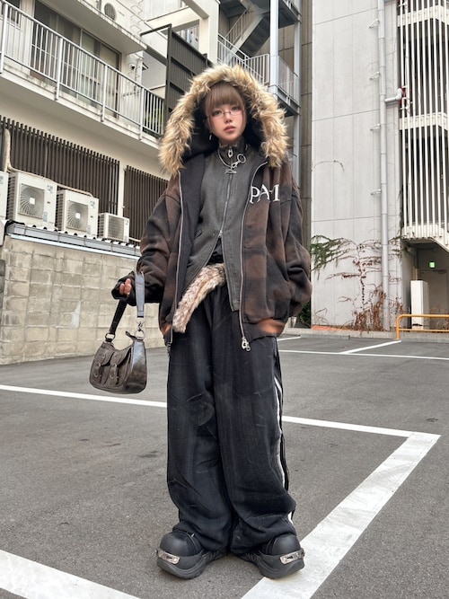 Never mind the XU / Chikashitsu+さんのコーディネート