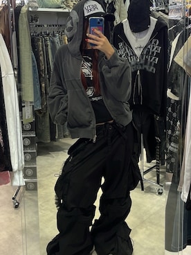 「アイテム（カーゴパンツ）」を使った、Never mind the XU / Chikashitsu+さん（レディース・153cm）の秋コーディネート