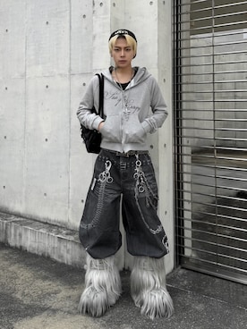 「Never mind the XU（ネバーマインドザエックスユー）の【Never mind the XU】double belt tote bag / 【ネバーマインド ザ エックスユー】ダブルベルトトートバッグ（トートバッグ、ブラック系）」を使った、Never mind the XU / Chikashitsu+さん（メンズ・167cm）の春コーディネート