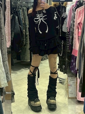 「アイテム（レッグウォーマー）」を使った、Never mind the XU / Chikashitsu+さん（レディース・153cm）の秋コーディネート